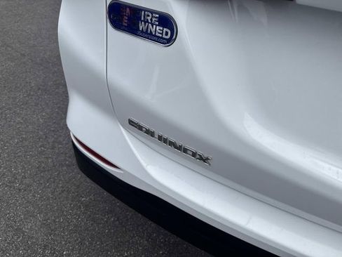 Used 2021 Chevrolet Equinox LS w/ LS Convenience Package image 5