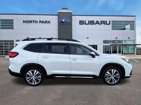 Used 2020 Subaru Ascent Limited w/ Technology Package AWD/4WD image 2