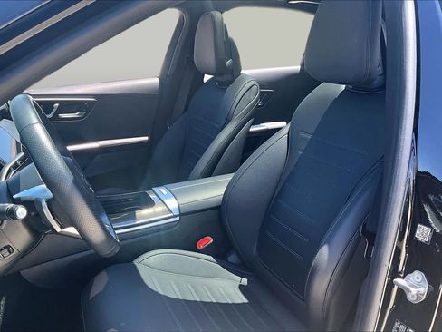 Used 2023 Mercedes-Benz C 300 Sedan image 7