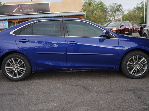 Used 2016 Toyota Camry SE w/ Protection Package (Q2) FWD image 2