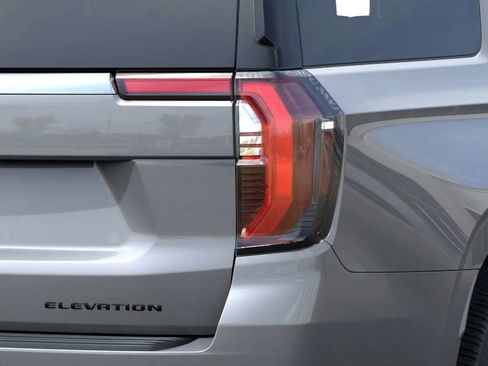 New 2026 GMC Yukon XL Elevation AWD/4WD image 11