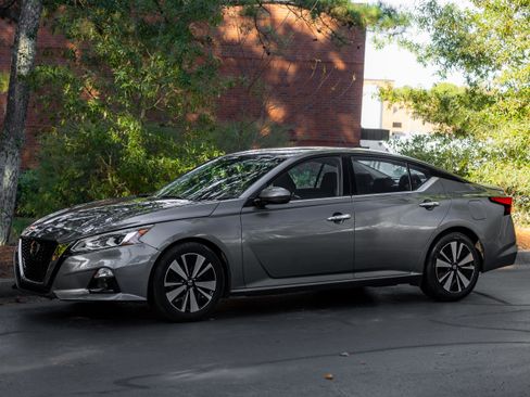 Used 2020 Nissan Altima 2.5 SL image 48