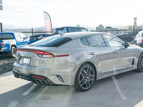 Used 2022 Kia Stinger GT1 RWD image 10