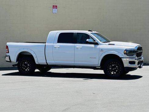 Used 2022 RAM 2500 Big Horn AWD/4WD image 9
