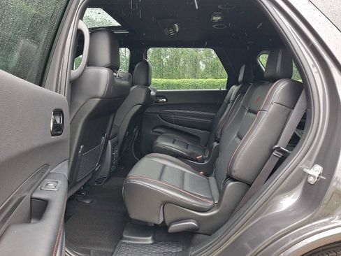 Used 2025 Dodge Durango GT AWD/4WD image 10