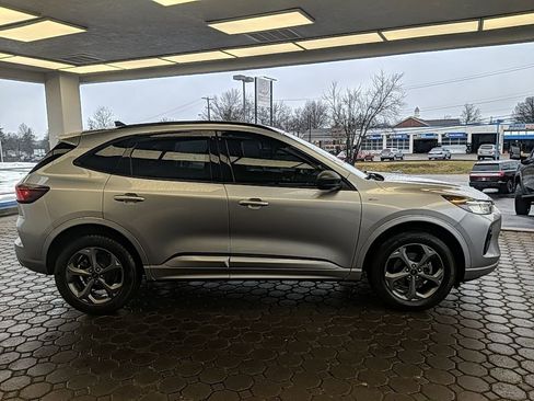 Used 2024 Ford Escape ST-Line w/ Tech Pack #1 image 4