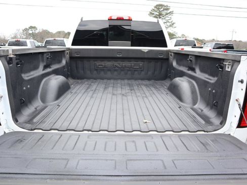 Used 2016 GMC Sierra 2500 Denali w/ Duramax Plus Package image 9