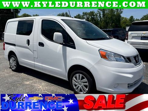 Used 2021 Nissan NV200 SV w/ Sliding Door Glass Package FWD image 1