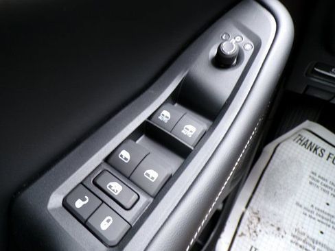 New 2026 Jeep Grand Cherokee Altitude image 23