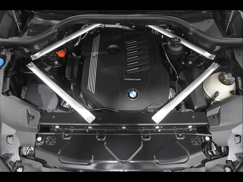 Used 2023 BMW X5 xDrive40i w/ Premium Package AWD/4WD image 22