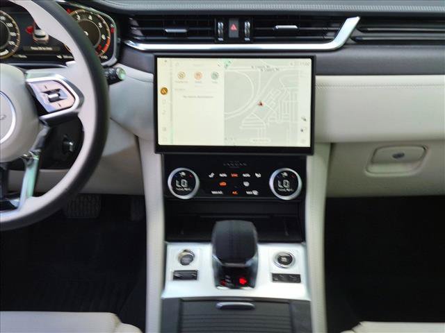 New 2026 Jaguar F-PACE R-Dynamic S AWD/4WD image 11