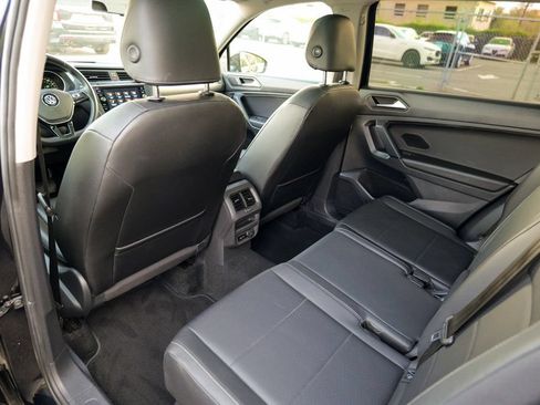 Used 2019 Volkswagen Tiguan SE AWD/4WD image 25