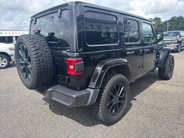 Used 2024 Jeep Wrangler Unlimited Sahara AWD/4WD image 5