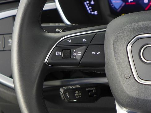 Used 2025 Audi Q3 2.0T Premium Plus w/ Premium Plus Package image 29