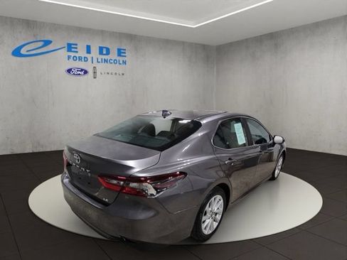 Used 2024 Toyota Camry LE FWD image 9