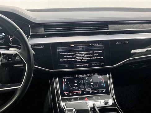 Used 2021 Audi A8 L 4.0T image 6