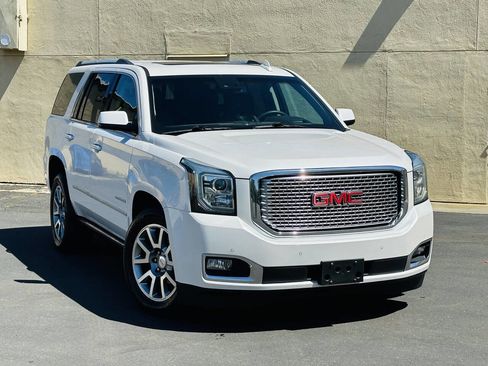 Used 2016 GMC Yukon Denali w/ Enhanced Security Package AWD/4WD image 1
