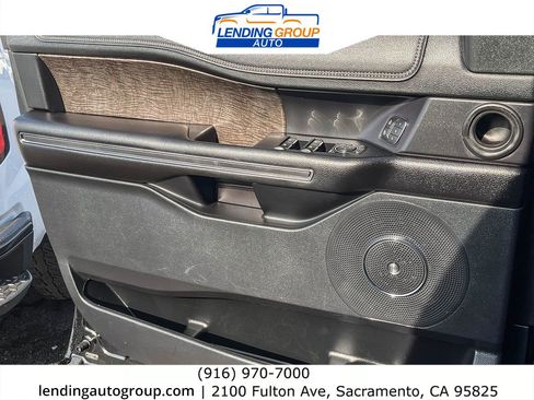 Used 2018 Ford Expedition Max Limited image 19