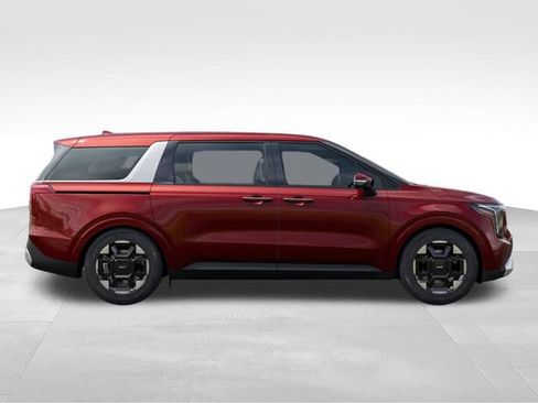 Certified 2026 Kia Carnival EX FWD image 7