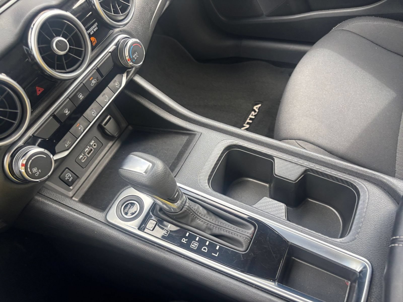 Used 2025 Nissan Sentra SV FWD image 38
