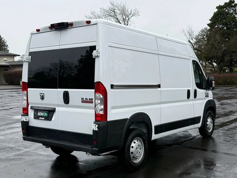 Used 2020 RAM ProMaster 2500 FWD image 5