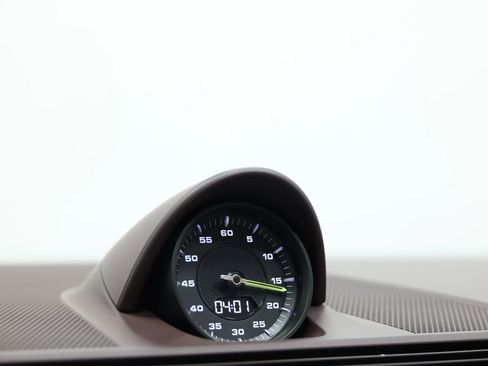 Used 2023 Porsche Panamera 4 Platinum Edition image 44