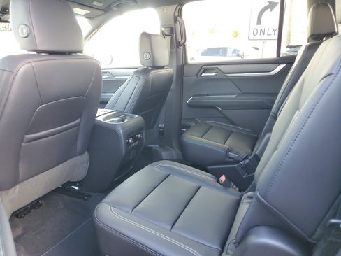 New 2026 GMC Acadia Elevation w/ Black Edition image 7