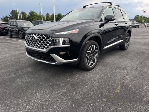 Used 2023 Hyundai Santa Fe Limited AWD/4WD image 2
