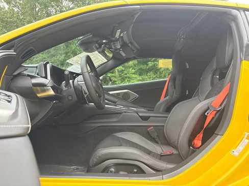 New 2027 Chevrolet Corvette Stingray Coupe w/ 2LT RWD image 24