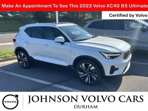 Used 2023 Volvo XC40 B5 Ultimate w/ Protection Package Premier AWD/4WD image 2