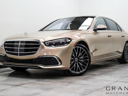 Used 2023 Mercedes-Benz S 500 4MATIC image 1