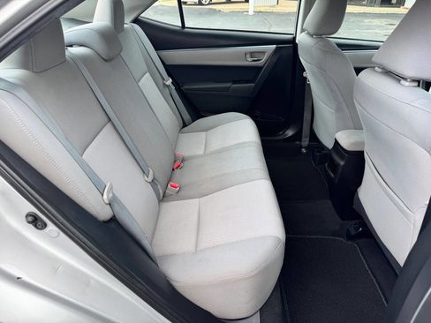Used 2014 Toyota Corolla LE FWD image 22