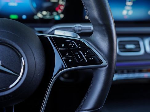 Used 2024 Mercedes-Benz GLE 450e 4MATIC image 29