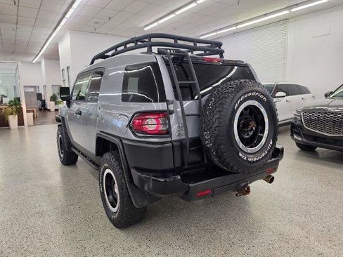 Used 2013 Toyota FJ Cruiser 4WD w/ Trail Teams Special Edition image 6