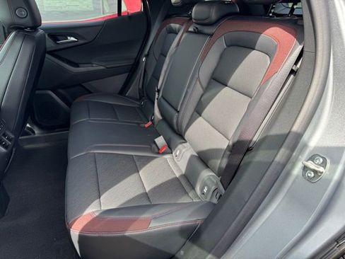 New 2026 Chevrolet Equinox RS w/ Convenience Package III AWD/4WD image 7