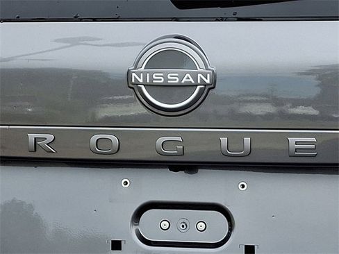 New 2026 Nissan Rogue SV w/ SV Premium Package image 12