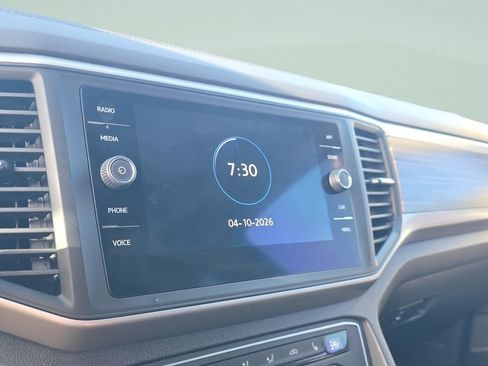 Used 2021 Volkswagen Atlas SE image 22