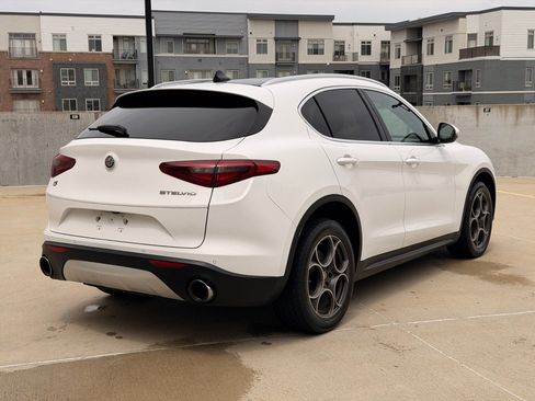 Used 2019 Alfa Romeo Stelvio AWD image 7