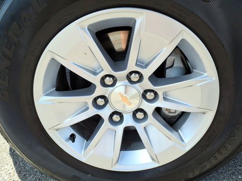 Certified 2026 Chevrolet Silverado 1500 LT AWD/4WD image 12