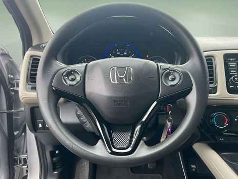 Used 2021 Honda HR-V LX image 14