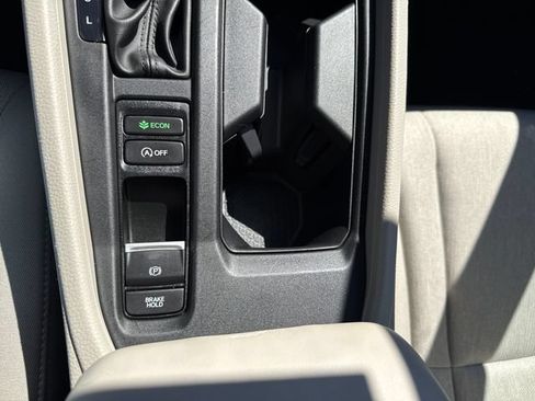 Used 2023 Honda Accord EX image 28