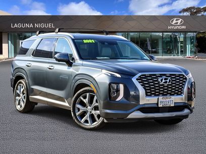 Used 2021 Hyundai Palisade Limited w/ Winter Package