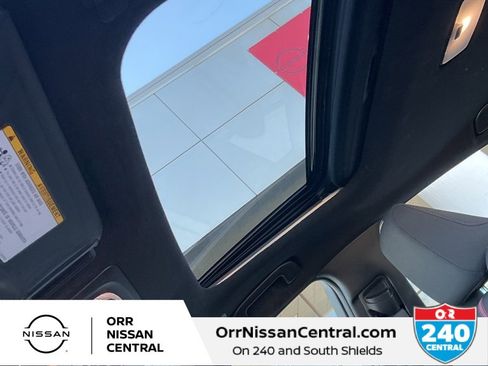 Used 2024 Toyota Corolla SE image 18