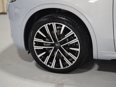 Used 2025 Maserati Grecale Modena AWD/4WD image 6