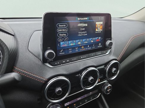 Used 2023 Nissan Sentra SR w/ Trunk Package image 16