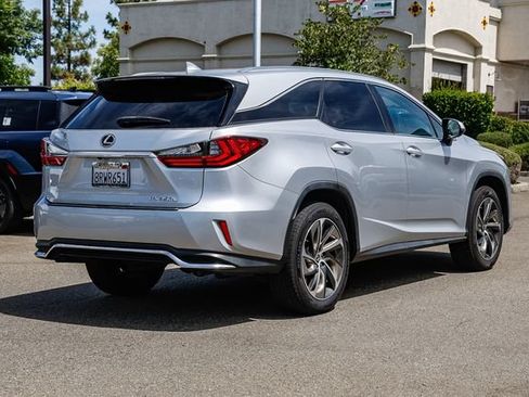 Used 2019 Lexus RX 350L Luxury FWD image 5