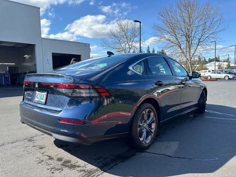 Used 2024 Honda Accord EX image 4