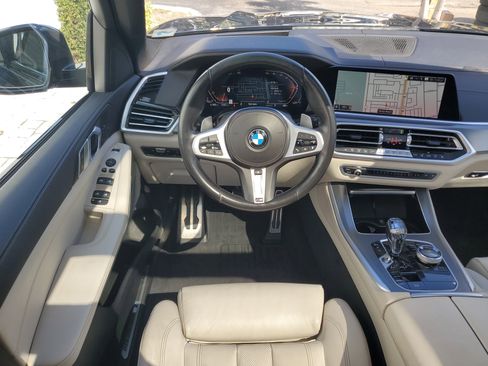 Used 2022 BMW X5 sDrive40i w/ M Sport Package image 16