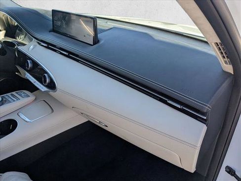 Used 2025 Genesis GV70 3.5T Sport w/ Sport Advanced Package image 18