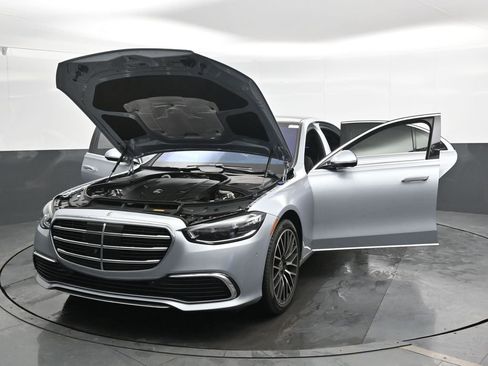 Used 2022 Mercedes-Benz S 580 4MATIC Sedan image 46